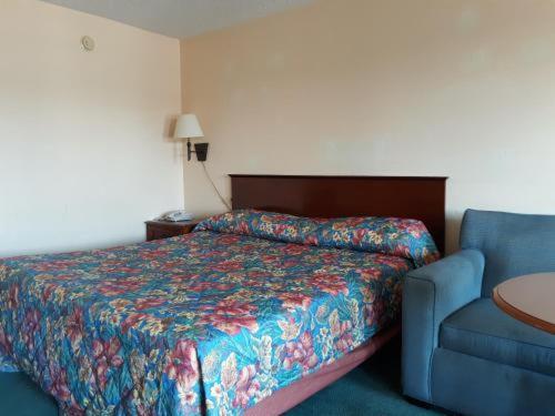 Americas Best Value Inn Stockbridge Room photo